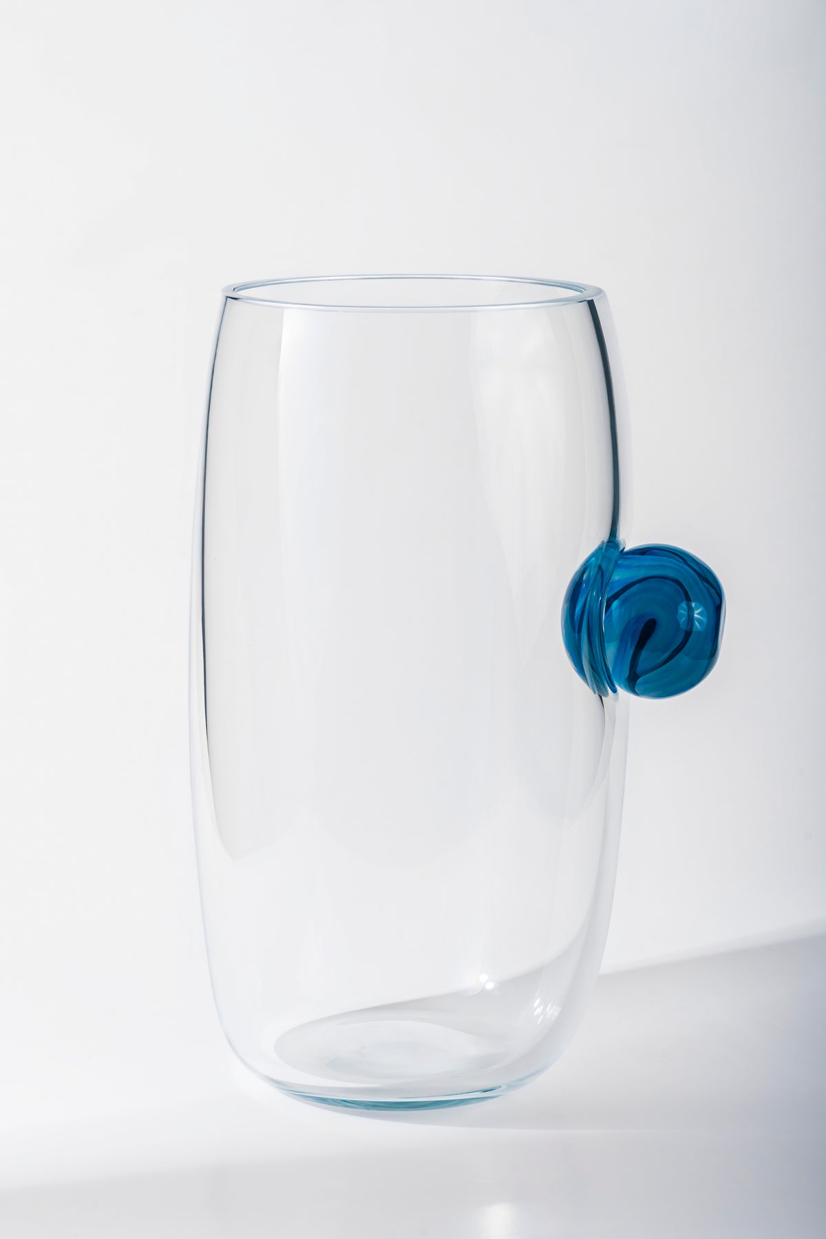 Wave |  Intra Vase